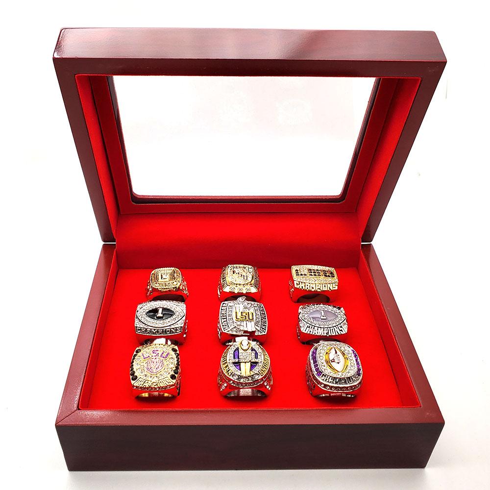 NFL Replica 2019-2020 Kansas City Chiefs Super Bowl Championship Ring  Replica with Gift Box for Fans (#10 with Box) : : Fashion